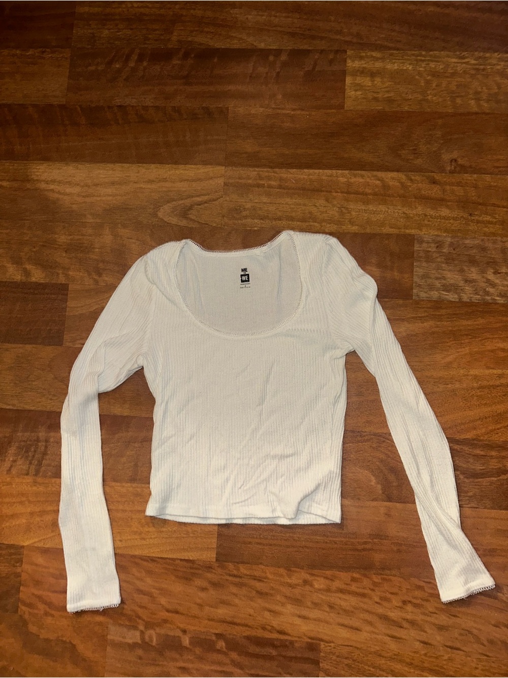 Me to We PacSun white Ribbed Long Sleeve Scoop-Neck Top